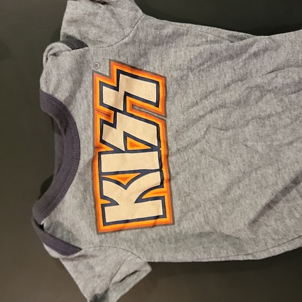 12 month Kiss onesie